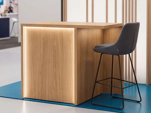 Banchi reception 2/12 · Arredo · Pan.door.a